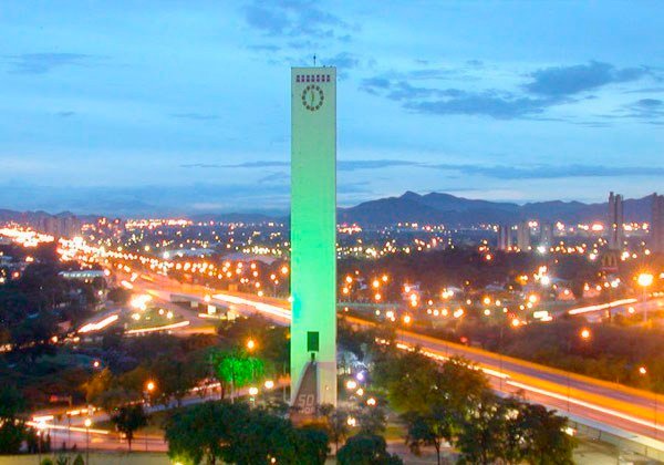 barquisimeto-obelisco.jpg