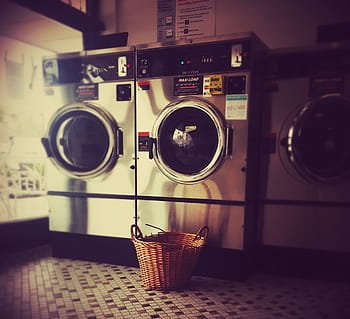 laundromat-launderette-washing-laundry-royalty-free-thumbnail.jpg