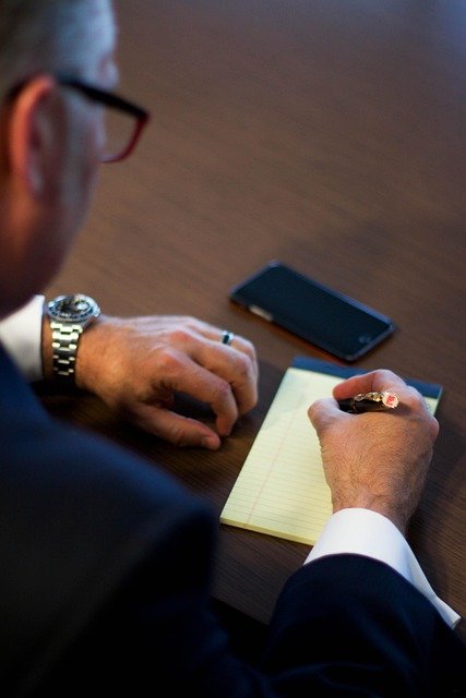business-man-writing-1477600_640.jpg