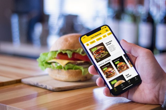 burger-app-food-delivery-ui-case-study-tubik-1-1.jpg