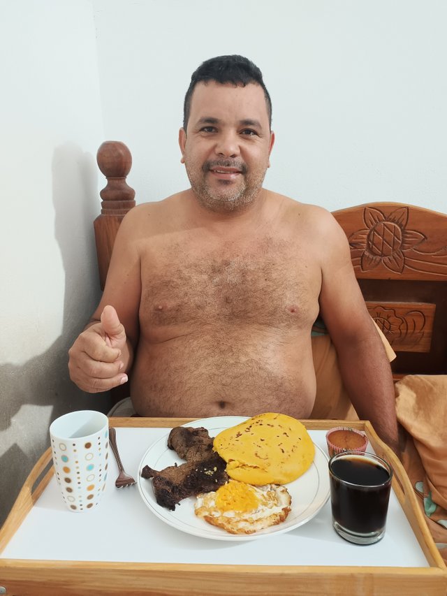 Desayuno en la cama.jpg