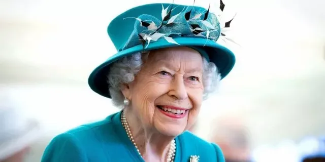 queen-england-powers-740x370.webp
