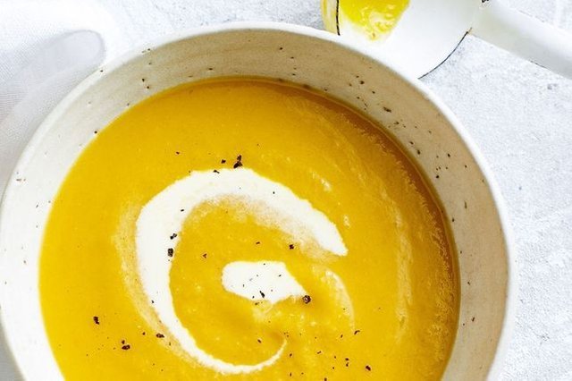 best-easy-pumpkin-soup-recipe-185570-1.jpg
