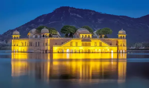 1509347934_Jal-Mahal-Night-View.jpg.webp