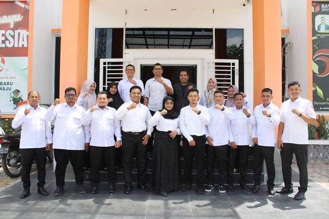 Pegawai Baru_05.jpg