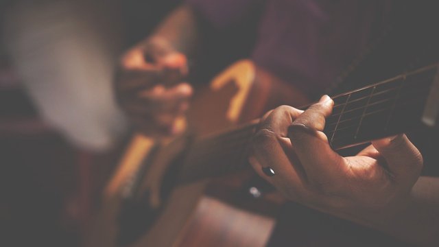 hands-1851426_1280.jpg