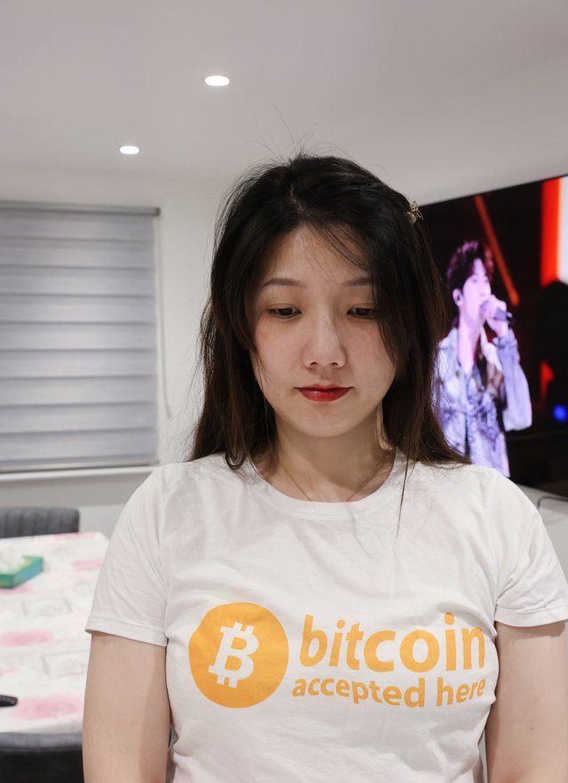 new-year-eve-bitcoin-accepted-2024-12-31-22.47.57.jpg