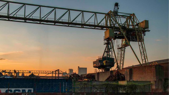 Industrie_Uprising__by_Carlos-Andres-Reyes_CC_BY_2-0_17333375312_b257f84cfd_o-BS-TB-Web.jpg