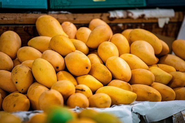 mango-8283268_1280.jpg