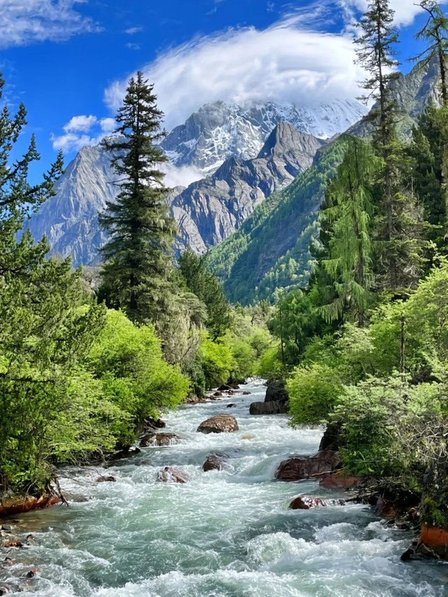 中国地理评｜一生最值得去的20个地方_7_阿左旅行_来自小红书网页版.jpg