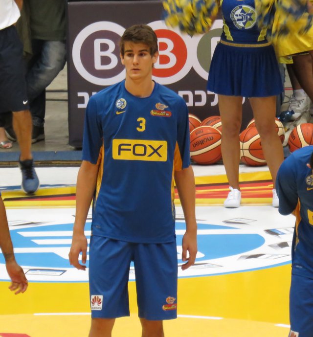 Maccabi_Tel_Aviv_vs_Hapoel_Jerusalem,_25_October,_2015_(7).JPG