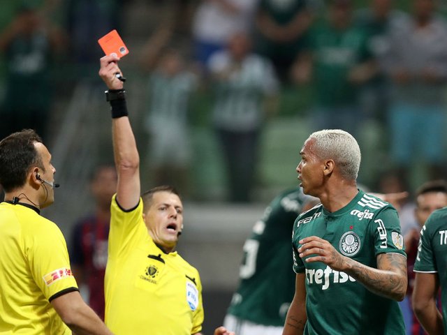 deyverson-expulsao-palmeiras-reuters-1024.jpg