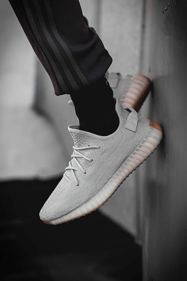 Yeezy boost 350 v2 black red riffle espa a Venta De Zapatos
