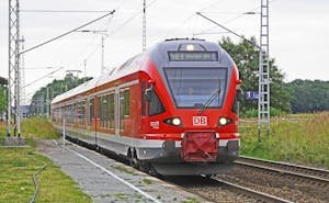 regional-train-rail-cars-platform-deutsche-bahn-159148.jpeg