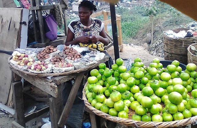 Garden Egg And Kolanut Seller.jpg