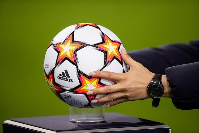 Champions_League_Ball_2021-22.jpg