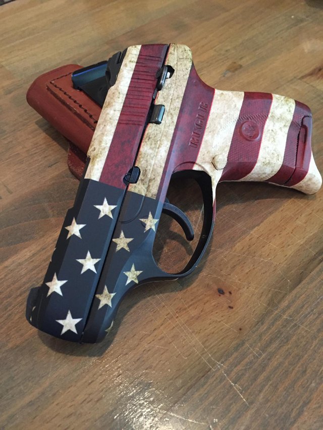 GunSkins of the Day | Celebrate America with American Flag Pistol Skin ...