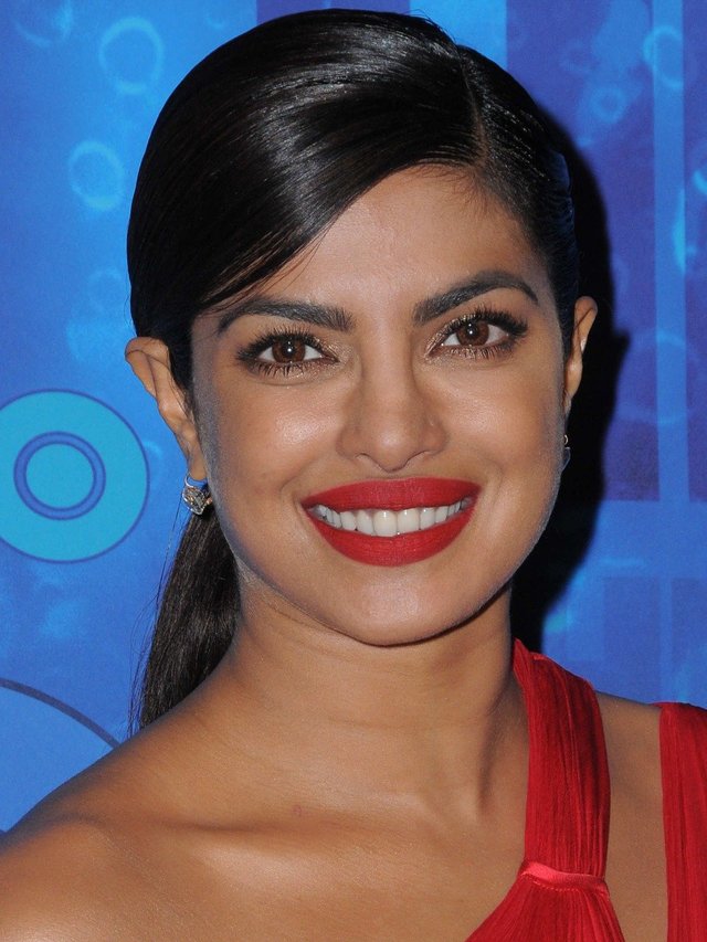 priyanka chopra.jpg