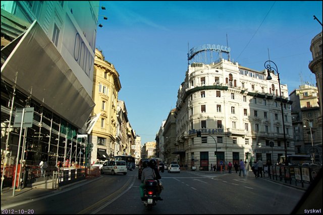 EU121020-234849.jpg
