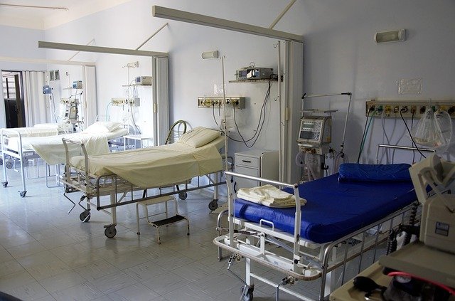 hospital-1802679_640(1).jpg