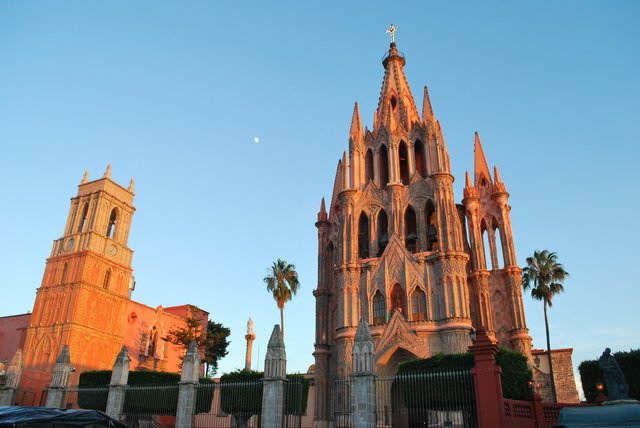 san-miguel-de-allende-106071_1920.jpg