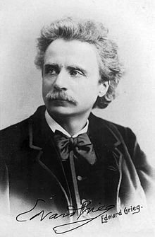 Edvard_Grieg_(1888)_by_Elliot_and_Fry_-_02.jpg