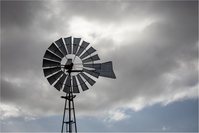 45635735351-australian-windmill (FILEminimizer).jpg