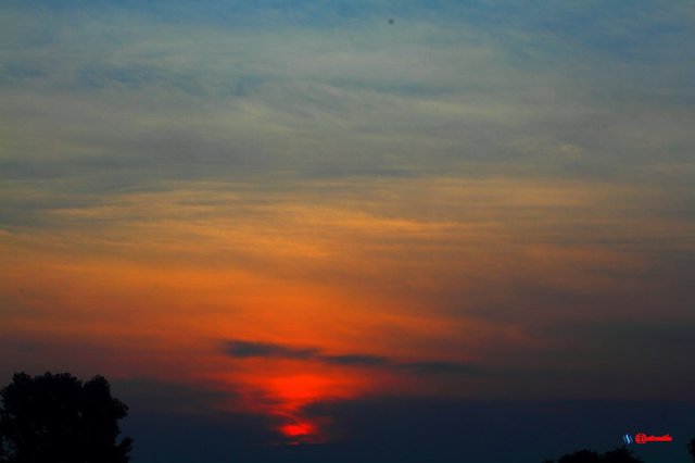 sunrise dawn clouds colorful SR0052.jpg