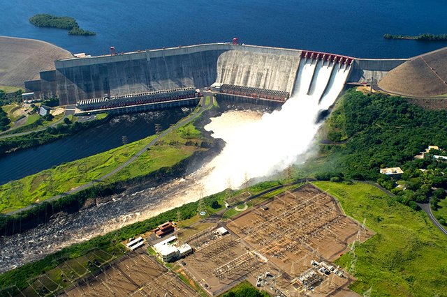 central-hidroelectrica-guri-simon-bolivar.jpg