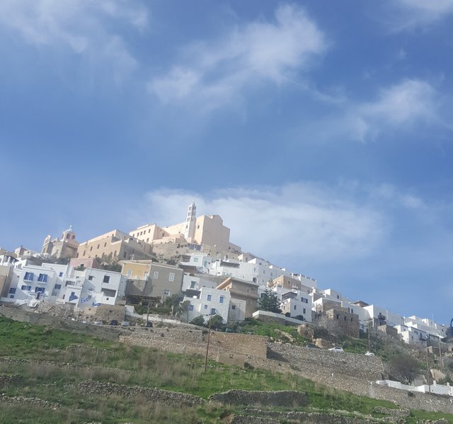 Ano Syros.jpg