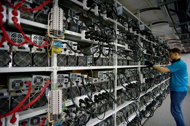 bitcoin-mine-10-year-anniversary.jpg
