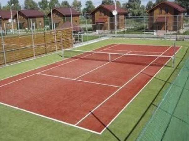 Теннисный корт.jpg