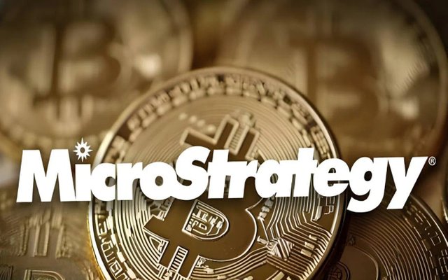 AZCNews-MicroStrategy-Stock-Soars-as-Bitcoin-Hits-100000_1.webp