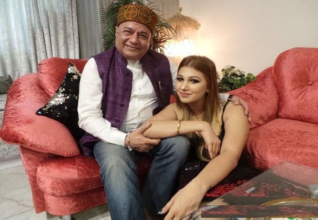 Bigg Boss 12 Anup Jalota has been married three times before felling in love with Jasleen.jpeg