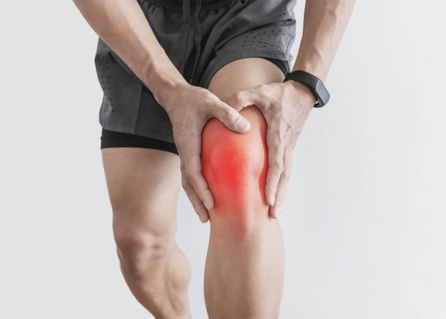 Knee-Pain-2048x1463.jpg