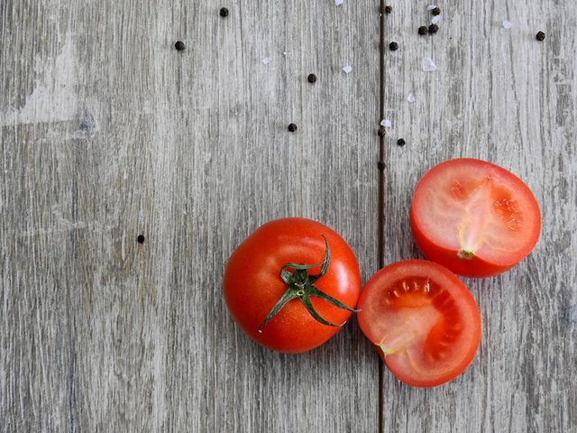 tomato.jpeg