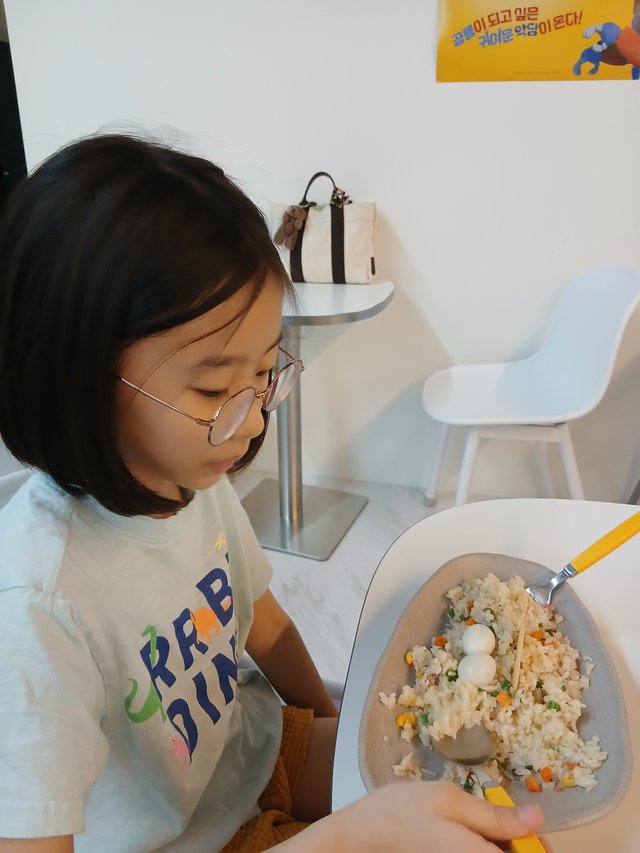 KakaoTalk_20250831_132514173_02.jpg