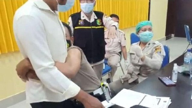 polisi_takut_disuntik_tebingtinggi.jpg