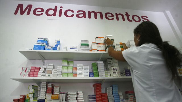 almacen-medicamentos-farmacia_1405370070_111955720_667x375.jpg