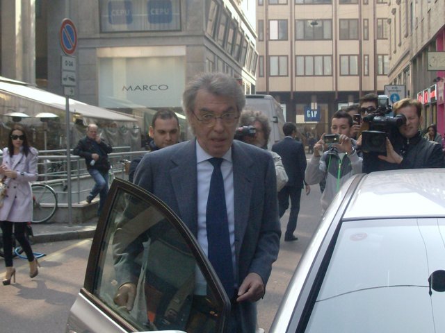 2048px-Moratti.jpg