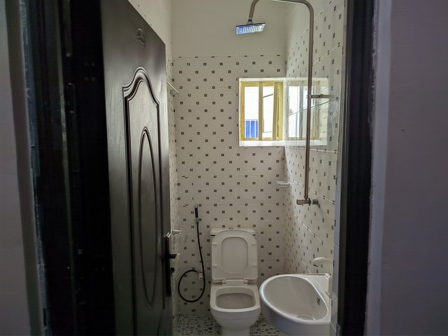 1000905589.jpg