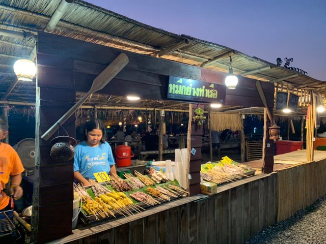 Khlong Khang Pier Market9.jpg