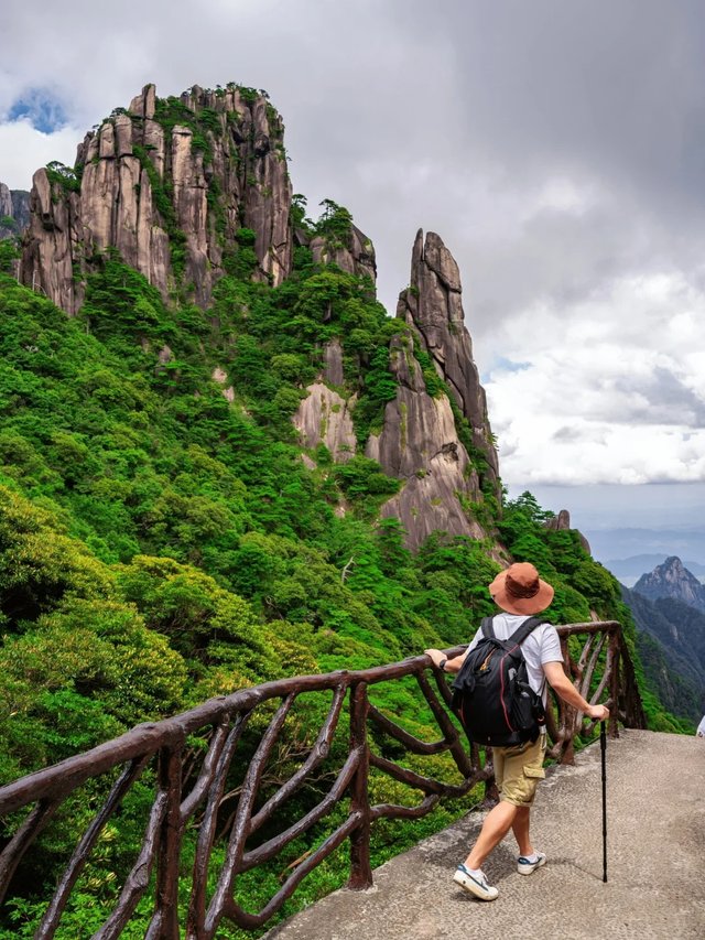 讲真‼️我很少用“震撼”来形容一座山😭_8_Hello威廉_来自小红书网页版.jpg