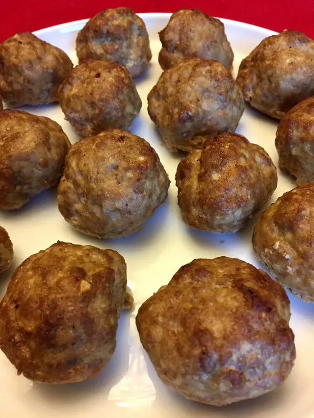 keto_baked_meatballs-1125x1500.webp