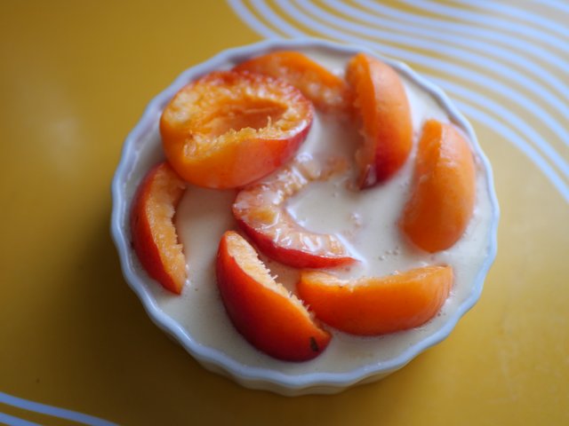1clafoutis abricots (9).JPG