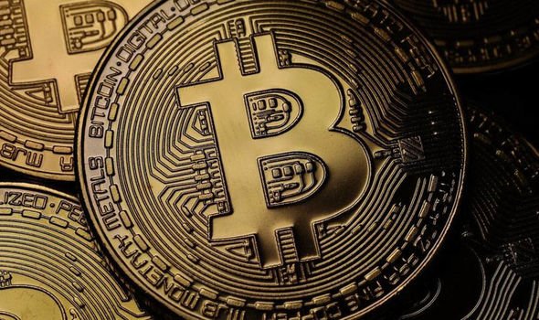 Bitcoin-increased-0-63-percent-to-trade-for-6-384-25-1458194.jpg