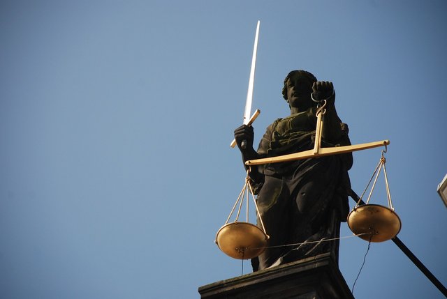 lady-justice-677945_1280.jpg