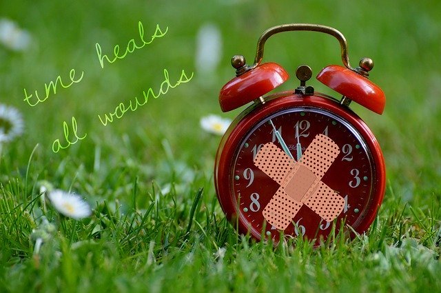 time-heals-all-wounds-1087107_640.jpg