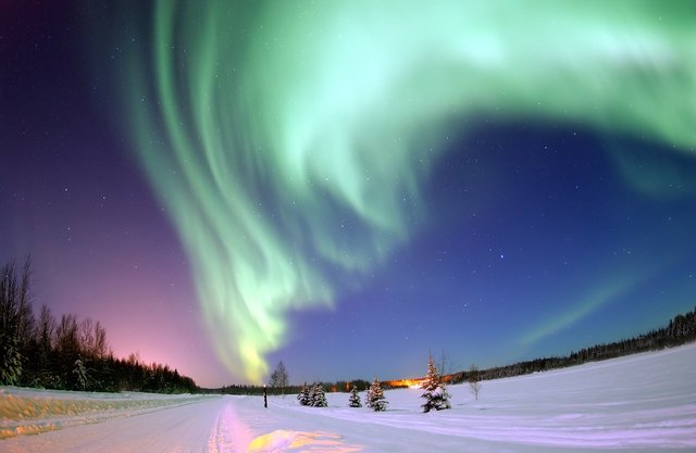 aurora-borealis-69221_1280.jpg