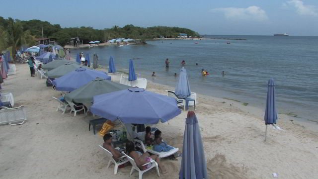 playa-los-totumos.jpg